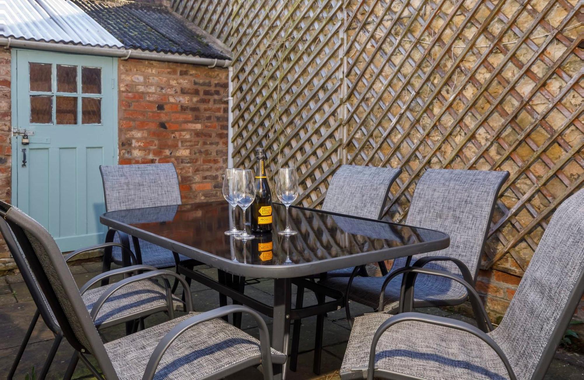2 Bed, Pet Friendly Sleeps 6 In Norton Villa Norton  Exterior foto